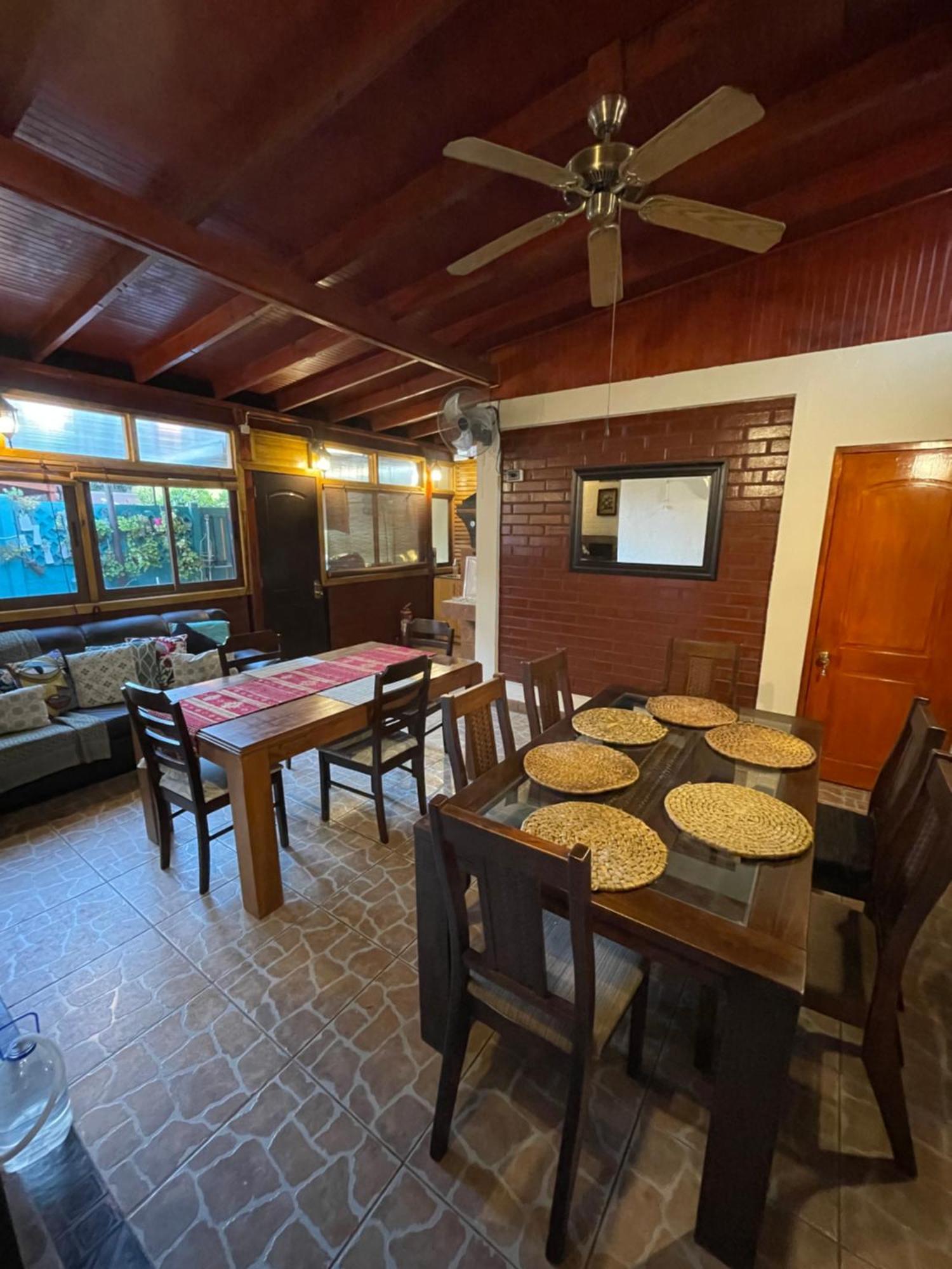 Hostal Brisa Serena サンティアゴ エクステリア 写真